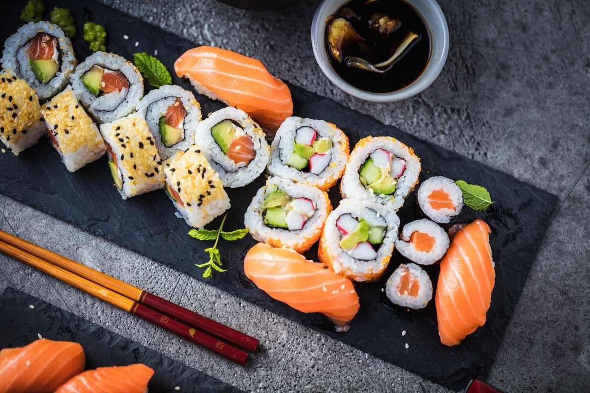 Чому потрібно вчитися, щоб правильно робити суші, як в Arasaka sushi