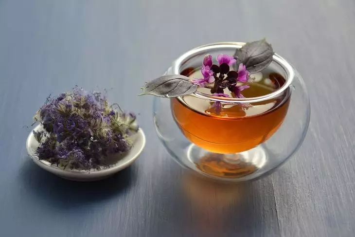 Чай з базиліком: користь та шкода