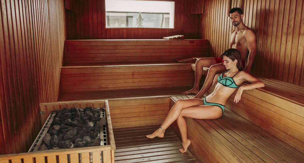 Чек-лист перед походом в баню в Киеве: что взять и как бронировать