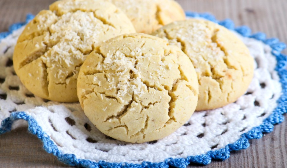 Як приготувати кокосове печиво з тріщинками: простий покроковий рецепт