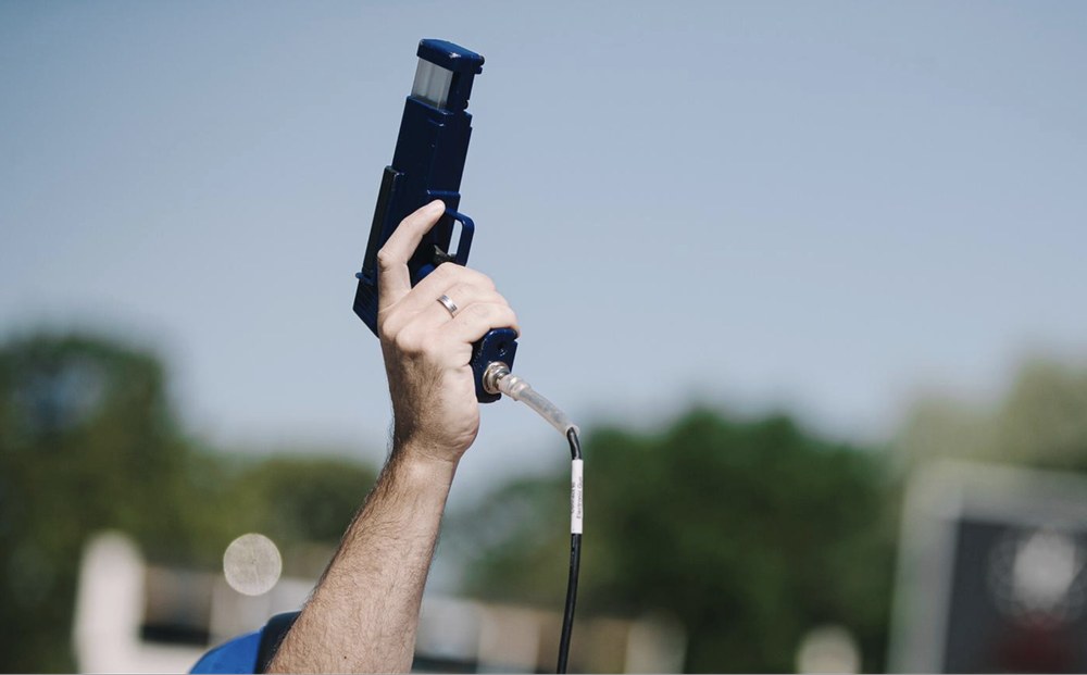 Що таке стартовий пістолет?