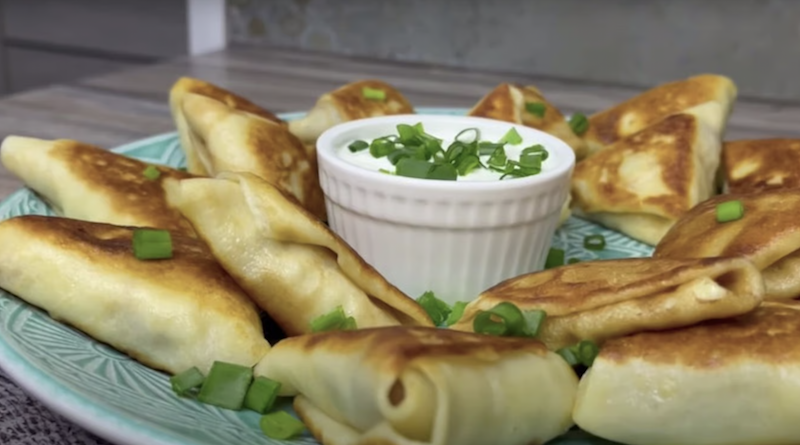 Як правильно смажити заморожені бендерики з м’ясом